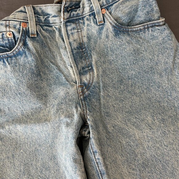 levi's 501 90s mid-rise jeans light blue size 27 - Picture 7 of 7